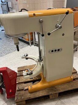 Robot Alba RE20
