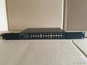 ZyXEL GS1100-24E