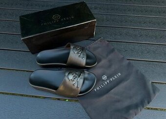 PHILIPP PLEIN slapky full balenie