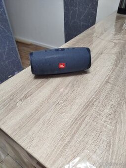 Reproduktor JBL Charge Essential 2