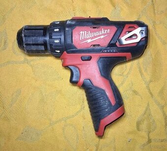 Milwaukee m12