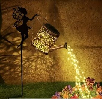 Solárna kanvička s LED svetelnými reťazcami