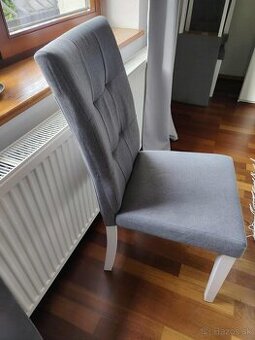 Jedálenské stoličky