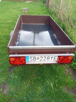 Prívesný vozík sport jacht