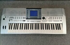 KLÁVESY YAMAHA PSR-S 700 - 1