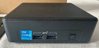 Intel NUC11TNKi5 Windows 11 pro