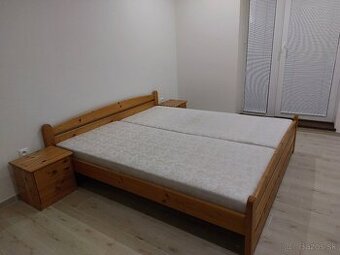 Manželská posteľ masív 180 x 200