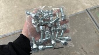 Skrutka M12X1,5 24MM