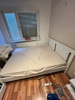 Predam postel s roštom a 2x matrac 160x200