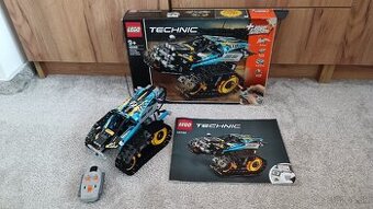LEGO Technic 42095 – Remote-Controlled Stunt Racer