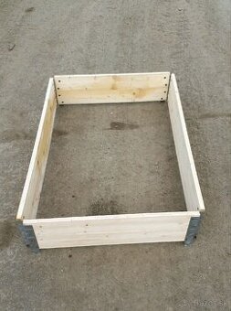 Ohradky zahon kvetinac