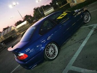 BMW E46 coupe 320ci R6