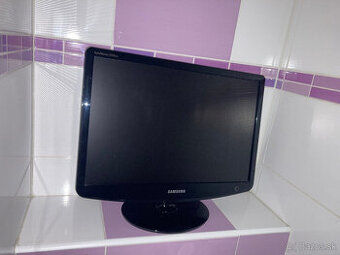 Predám 22" monitor SAMSUNG