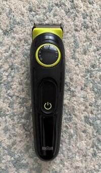 Strojcek na bradu zn. Braun