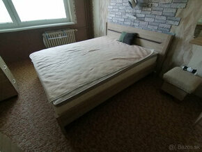 manzelska postel na predaj