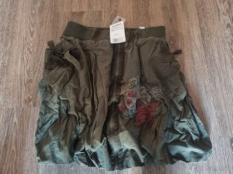 DESIGUAL SUKŇA 42
