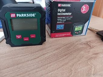 elektronicka vodovaha