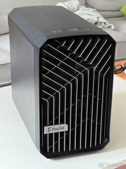 Predám PC Skrinku Fractal Torrent Nano