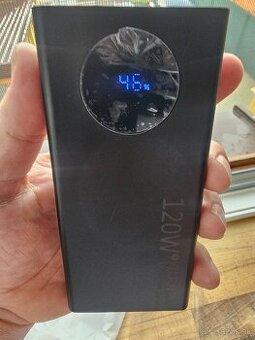 Na predaj powerbanka xiaomi 50000mah 3x nabíjania.