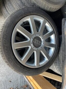 Audi A 3