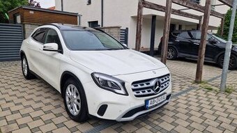 Mercedes-Benz GLA 180 AT Kupovaný na SK, Panorama