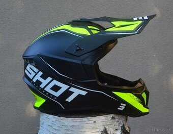 SHOT matná čierno žltá priba CARBON Kevlar 1100gra.