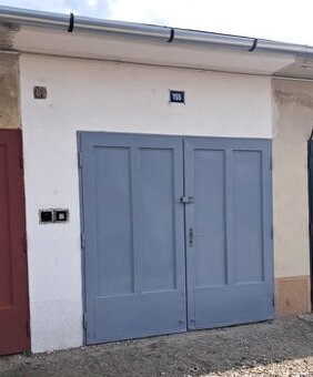 Na predaj veľká garáž v Komárne na ul. Mieru LRo-1551