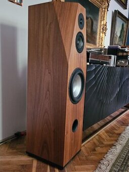 Predam reproduktory BV audio. F3-Roy