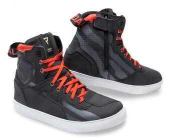 NOVE topanky Rebelhorn Vandal Black/Red cislo 44