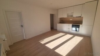 2 izbový byt po kompletnej rekonštrukcii, Hospodárska ulica