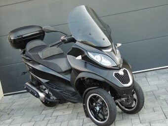 PIAGGIO MP3 500 LT 2015 ,, B" vodičák ABS ASR