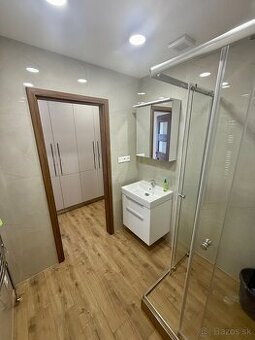 Luxusný 3-izbový byt pri rieke