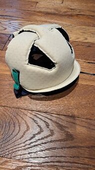 Ochranná prilba No shock+kolenačky