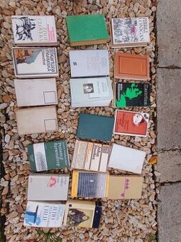 Rôzne staré knihy hlavne romány