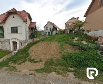 RADO | Vinohradnícky domček s pozemkom v meste Skalica