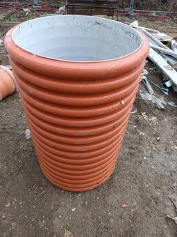 Korugovana rúra 600