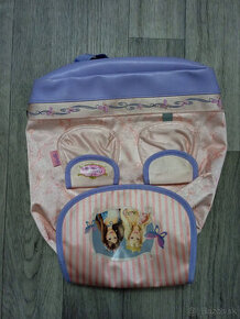 Barbie Princezná a švadlenka batoh