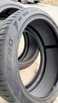 Pirelli P-Zero 275/35 R21
