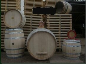 Nové sudy na víno a pálenku, dubové (aj barrique) a morušové