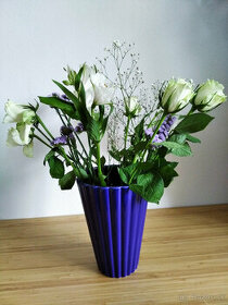 Modrá váza