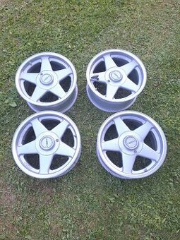4x100 R16 AZEV