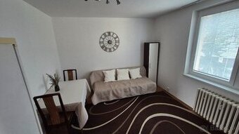 2 - izbový kompletne zariadený byt Trenčín/Juh