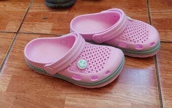Crocsy