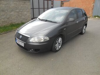 Predam Fiat Croma 2,2 benzin+LPG, automat