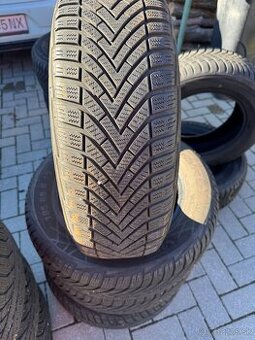 195/65R15 Vredestein
