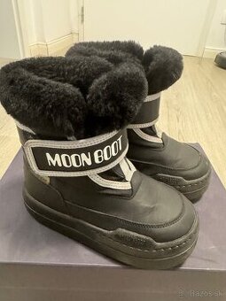 Predam detske topanky MOONBOOTS