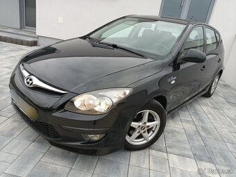 Hyundai i30 1.6crdi facelift blue drive