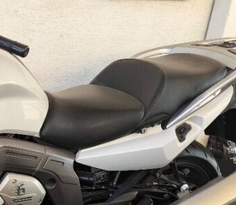 BMW K 1600 GT - Sedačka