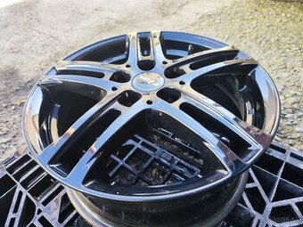 Alu sada =5x114,3 =R16= RIAL = NOVÉ