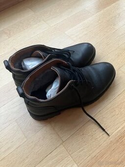 Tommy Hilfiger zimne topanky velkost 42